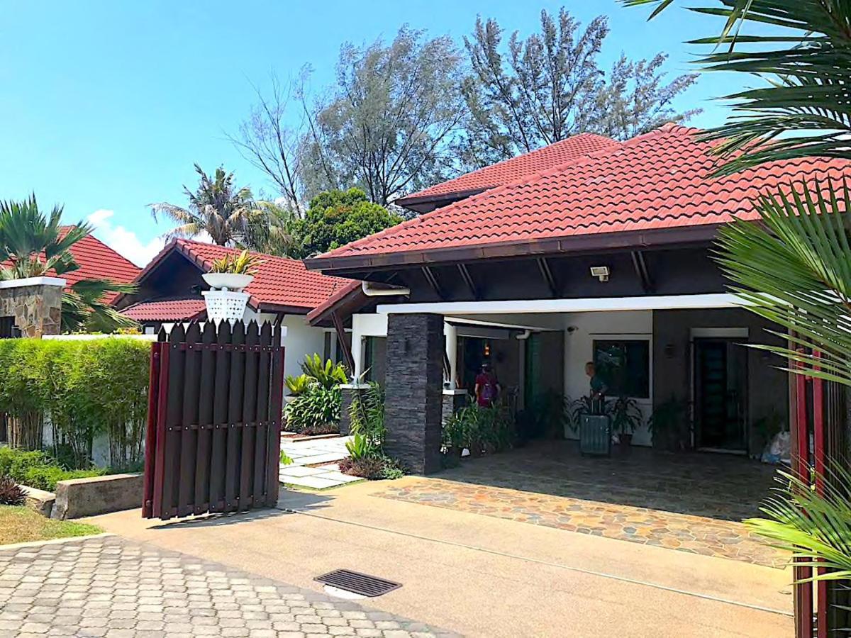 12Haven Stunning Seaside Luxury Villa Pd With Kids Pool Port Dickson Eksteriør billede
