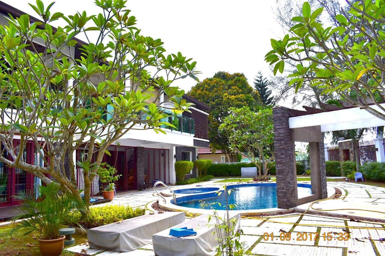 12Haven Stunning Seaside Luxury Villa Pd With Kids Pool Port Dickson Eksteriør billede